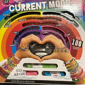 Current mood bracelet studio